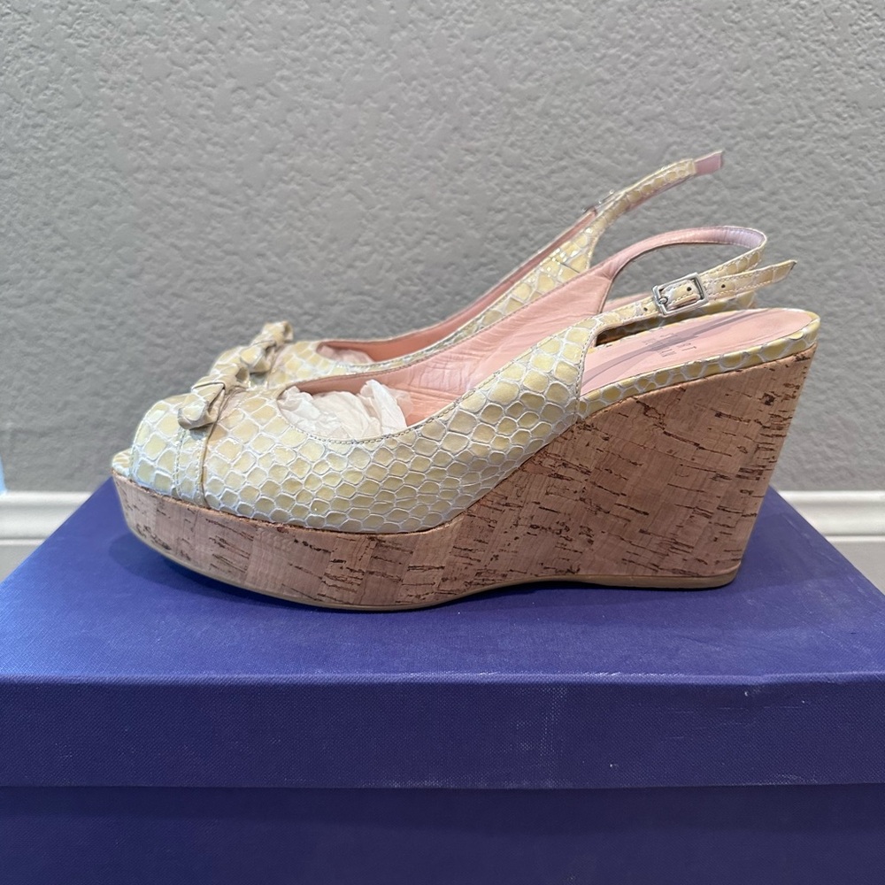 Stuart Weitzman Poise Porcelain Wedges